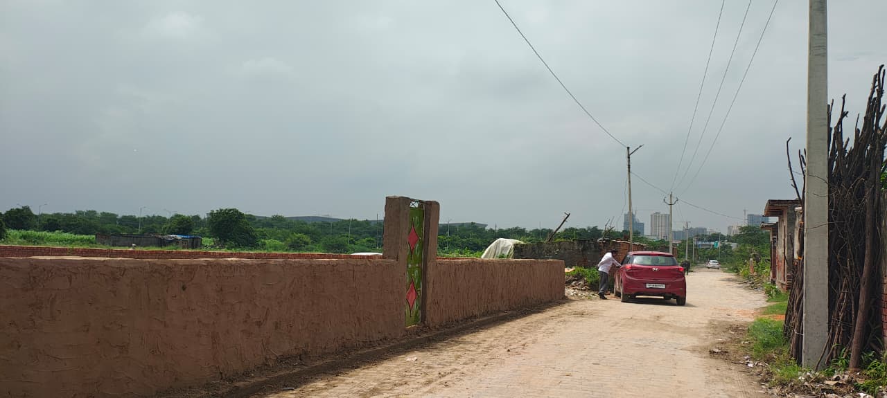 100 Sq-yrd Residential Plot for Sale in Dankaur 100 Sq-yrd Residential Plot for Sale in Dankaur